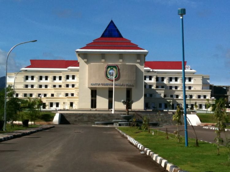 kantor gubernur malut