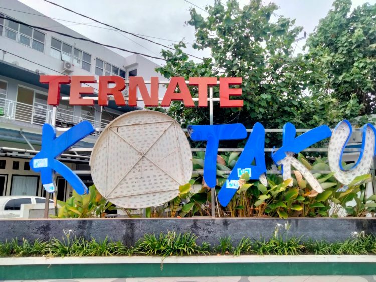 Ternate Kotaku merupakan salah satu ikon yang ada di Kota Ternate.