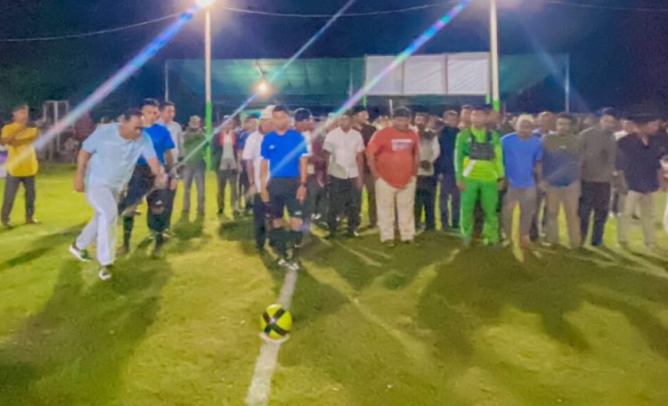 Foto Istimewa: (Bupati Halmahera Selatan Buka Tournamen Futsal liga Ramadhan)