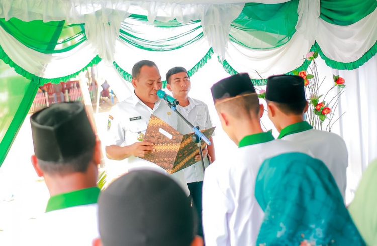 Usman Sidik, resmi lantik Pengurus Lembaga Amal Raudhatul Jannah di Dusun Torosubang