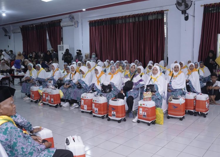 115 Calon Haji Kota Tidore Resmi Di Berangkatkan