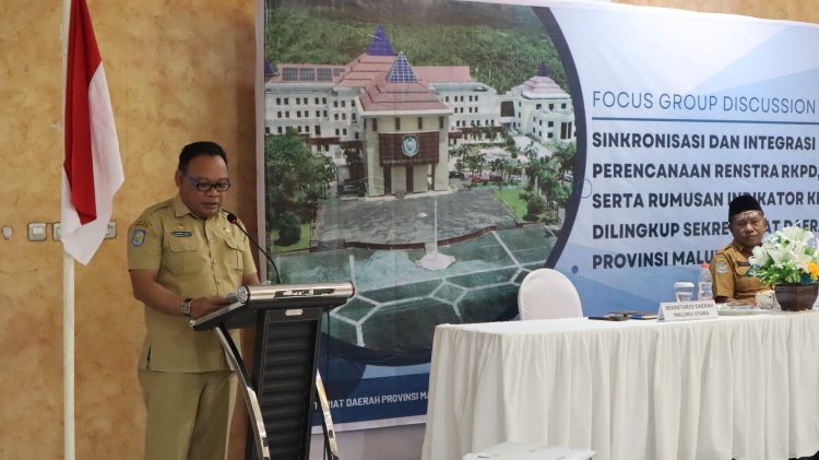 Samsuddin A. Kadir Resmi Membuka Kegiatan Focus Group Discussion