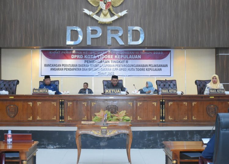 LPJ Wali Kota Tidore Tahun 2022 Aman, DPRD Sahkan Menjadi Perda
