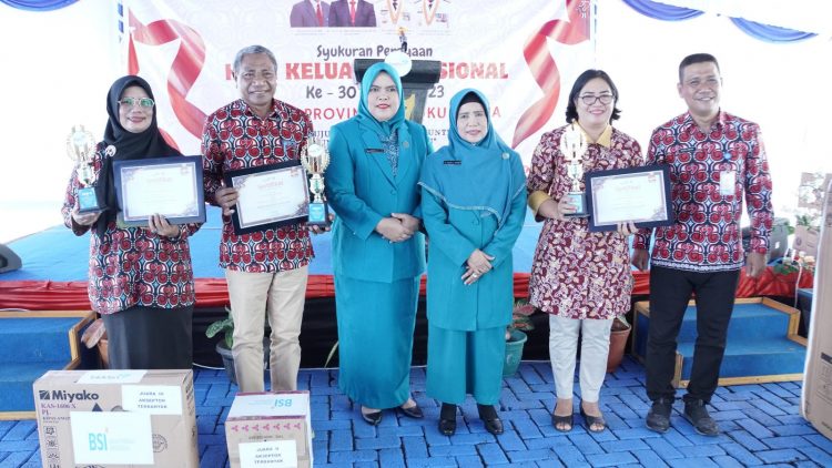 Pemkot Tidore Juarai 2 Lomba dalam Peringatan Harganas ke-30