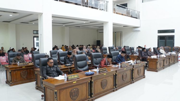 Pemkot Tidore Sampaikan RAPBD Perubahan