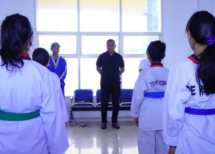 Wawali Kota Tikep Lepas Kontingen Taekwondo Jou Barakati
