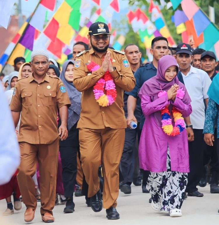 Bupati Bassam Kuker ke Desa Kampong Baru Kecamatan Botanglomang