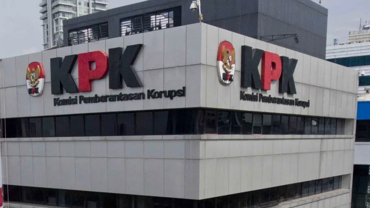 KPK Periksa Staf Dinas PUPR Malut