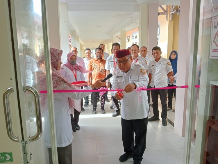 Yakub Husain Resmi Launching Unit Pelayanan Dialisis Rumah Sakit Daerah Kota Tidore Kepulauan