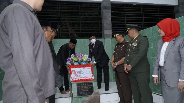 Apel Kehormatan dan Renungan di Makam Pahlawan Sultan Nuku